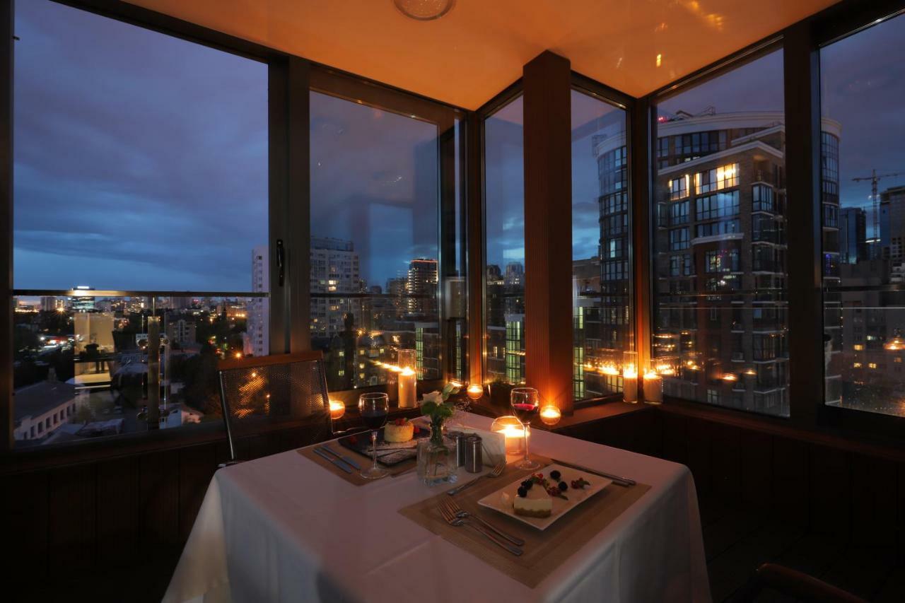 Raziotel Kyiv Yamska エクステリア 写真